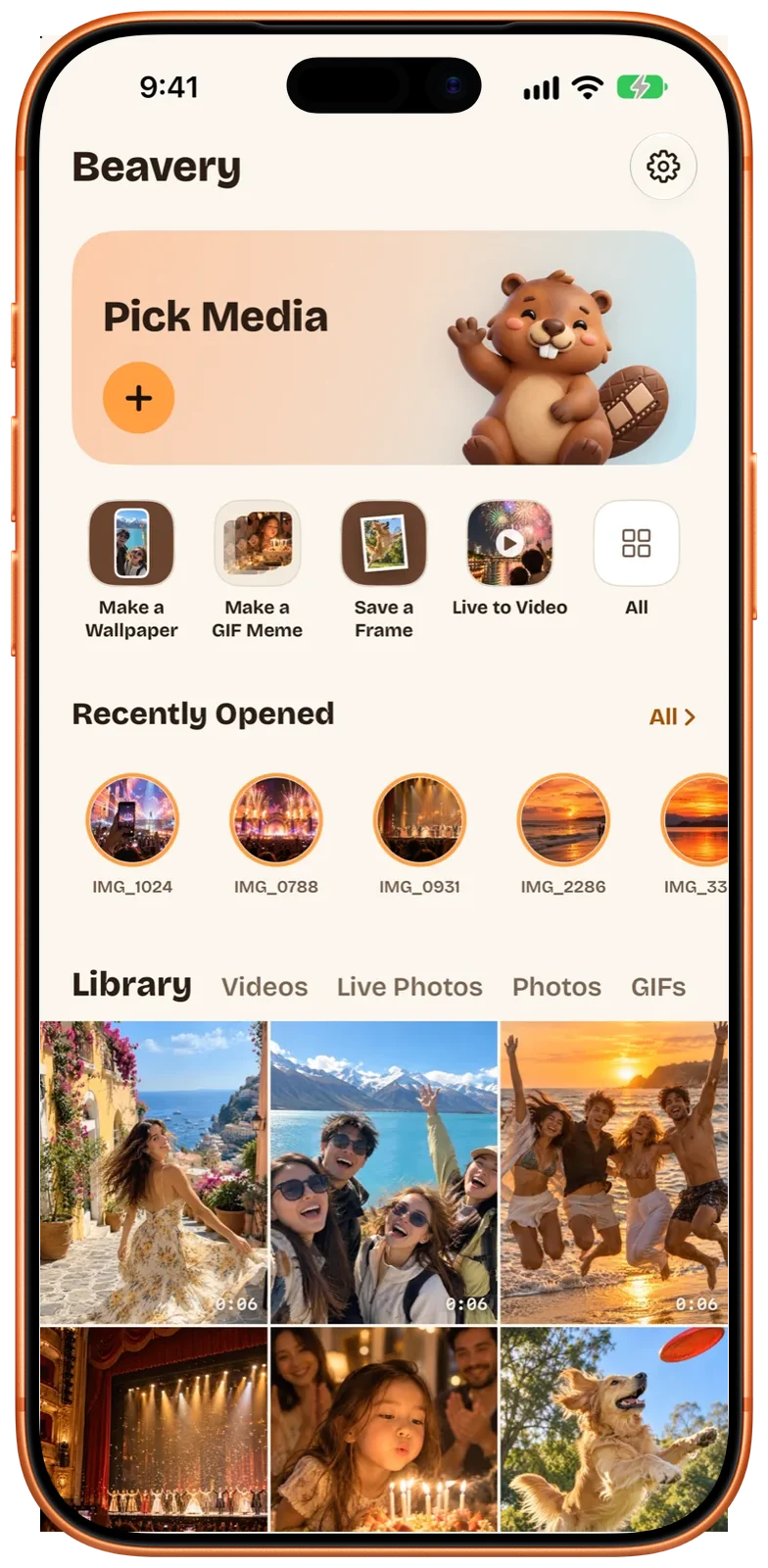 Beavery-Startseite auf dem iPhone (englische Oberfläche): Pick Media, Abkürzungen wie Make a GIF Meme und Live to Video, zuletzt geöffnete Projekte und die Fotomediathek